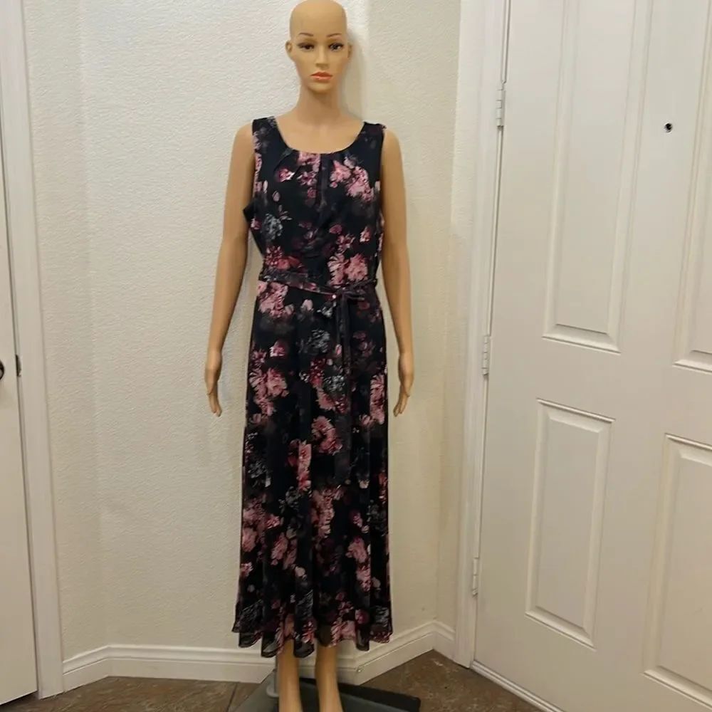 Harlow & Rose Petite Maxi Dress Size PM Scoop Neck Sleeveless Matching Tie Belt